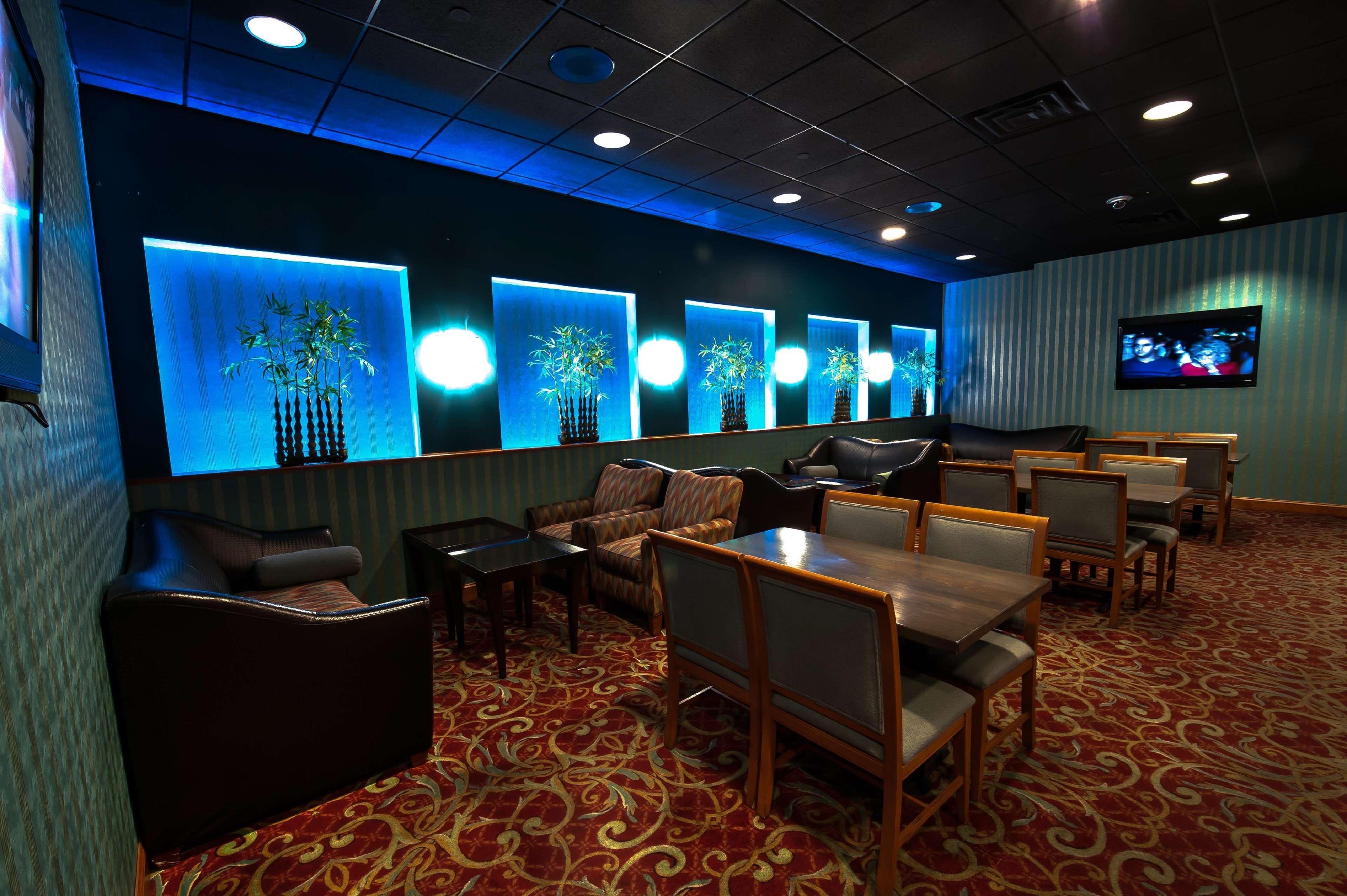 Doubletree By Hilton Baltimore North Pikesville Exterior photo